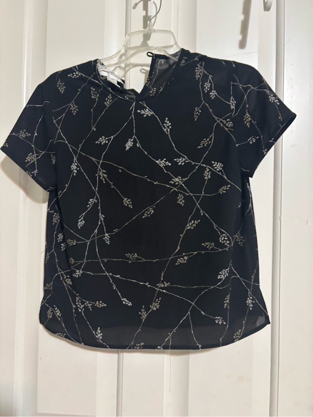 Rena Rowan Black Short-Sleeve Floral Vine Blouse